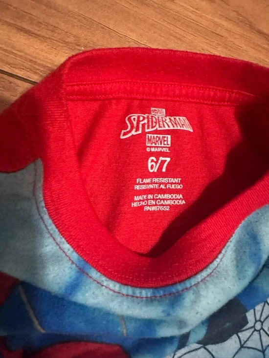 Spider-Man pjs - Picture 2 of 2